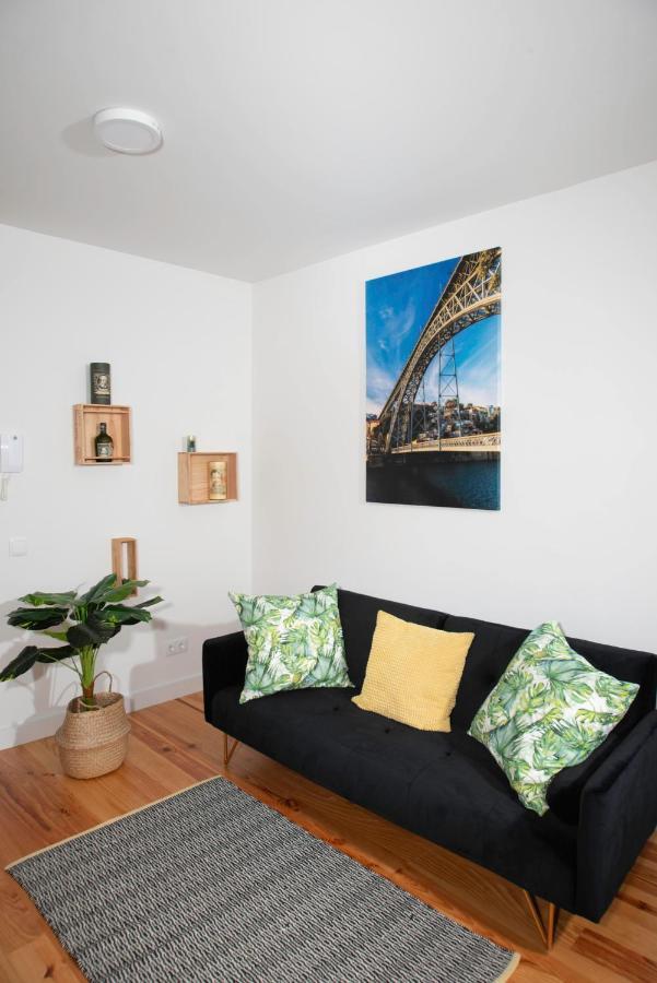 Guest H4U - Porto Batalha City Center Екстер'єр фото