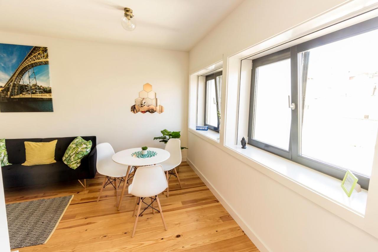Guest H4U - Porto Batalha City Center Екстер'єр фото
