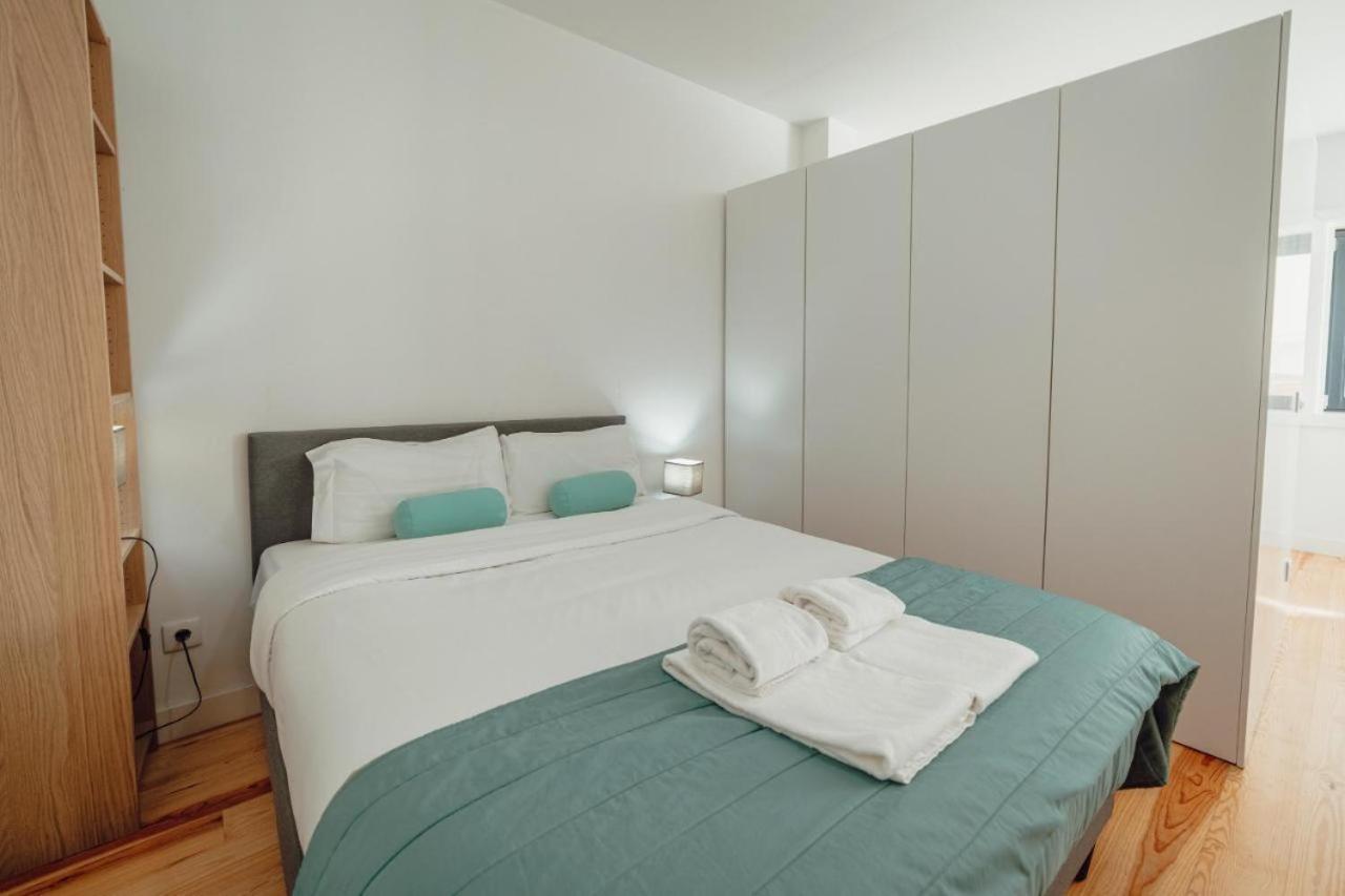 Guest H4U - Porto Batalha City Center Екстер'єр фото