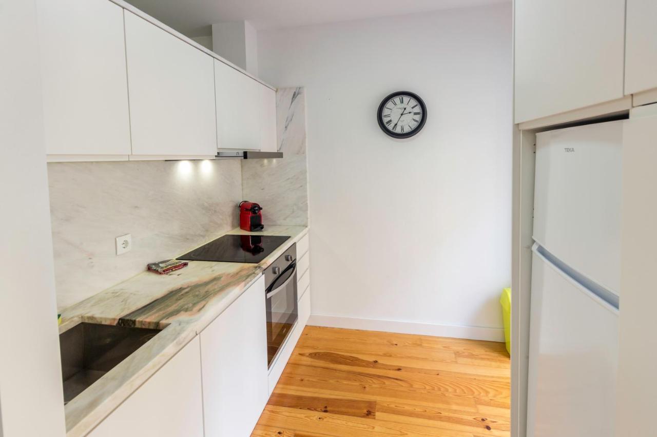 Guest H4U - Porto Batalha City Center Екстер'єр фото